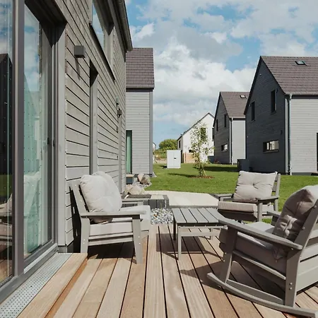 Neu Rügen Resørt Großzügige, Gemütliche Doppelhaushälfte Helena Mit Terrasse Сasa de vacaciones *