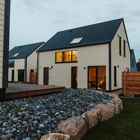 Neu Rügen Resørt Großzügige, Gemütliche Doppelhaushälfte Helena Mit Terrasse Sagard