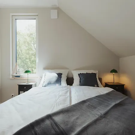 Сasa de vacaciones Neu Rügen Resørt Großzügige, Gemütliche Doppelhaushälfte Helena Mit Terrasse *